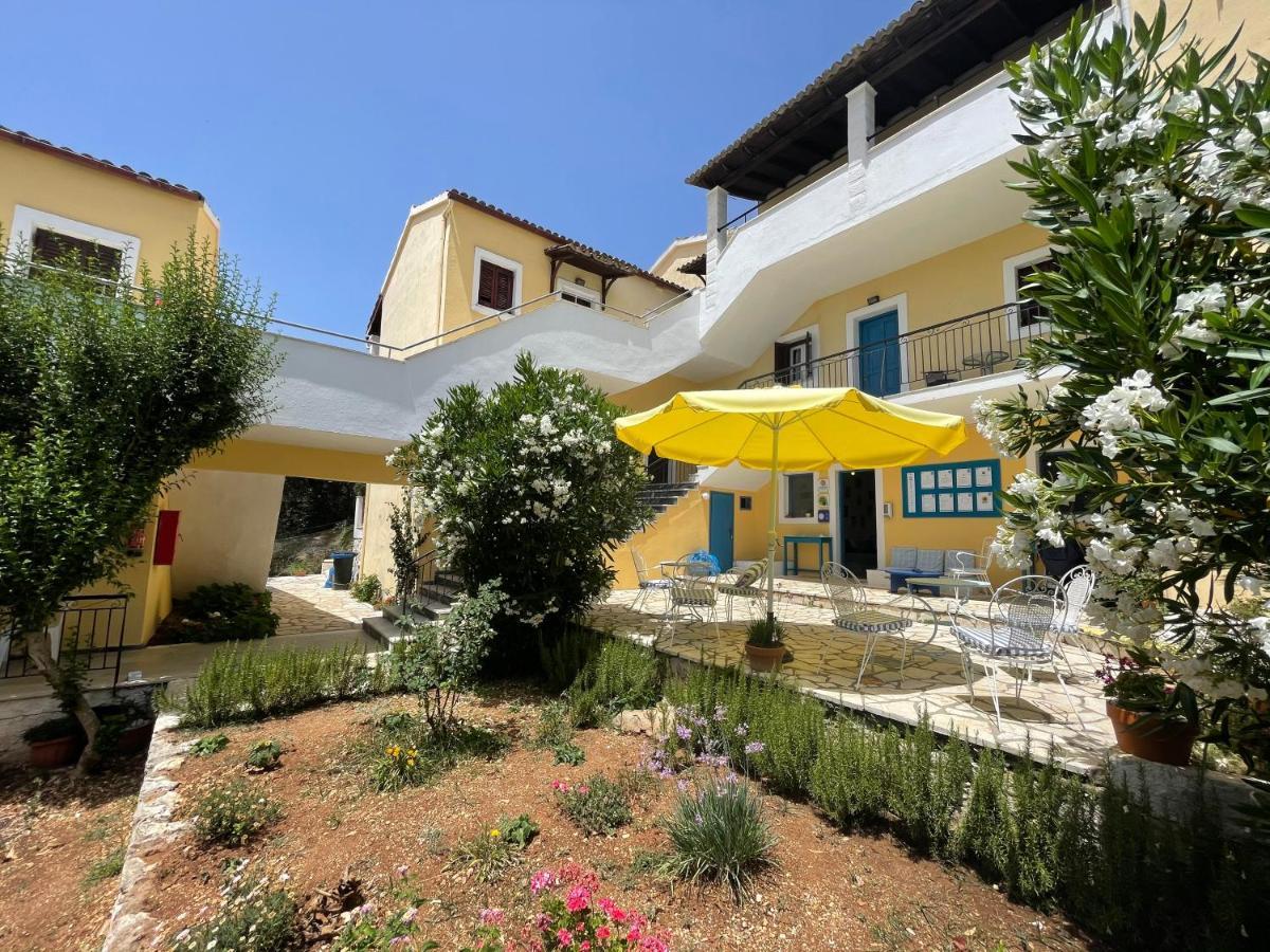 Sunflower Apartments & Studios Kassiopi Exterior photo
