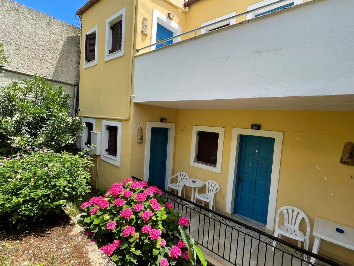 Sunflower Apartments & Studios Kassiopi Exterior photo